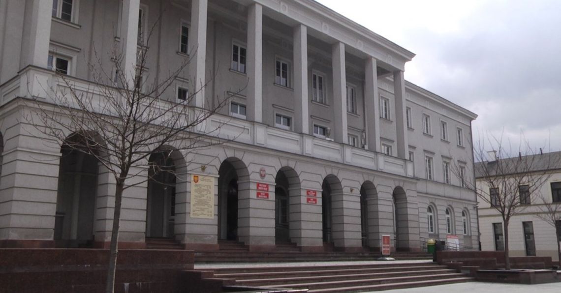 Co dzieje się w kieleckim ratuszu? Wiceprezydenci przestali pełnić swoje funkcje