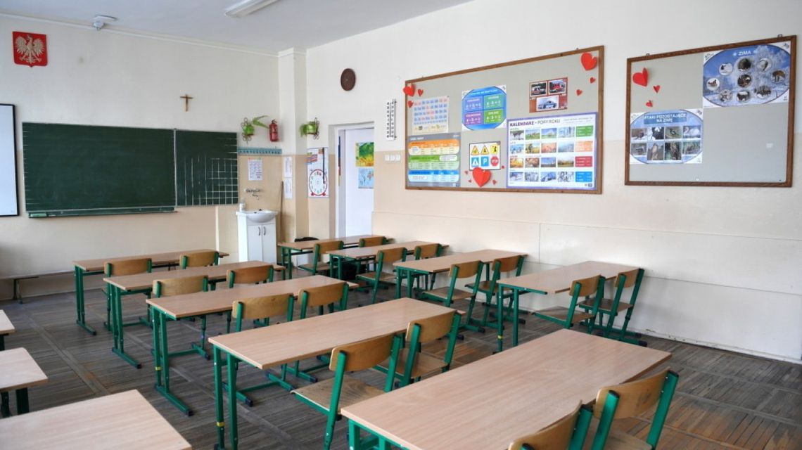 Czarnek: chcemy, by do szkół wrócili wszyscy, bez dzielenia na zaszczepionych i niezaszczepionych