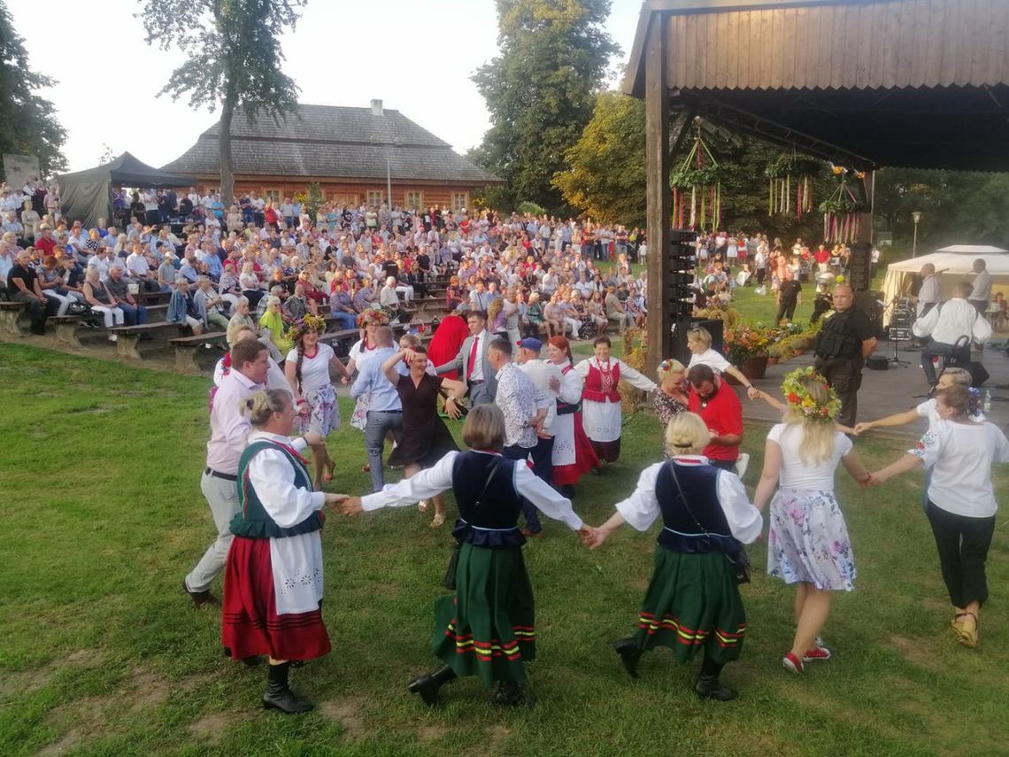 Dożynki Gminne w Ciekotach