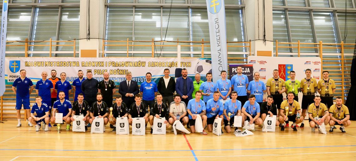 Drużyna Komendy Wojewódzkiej Policji zdobyła Puchar Starosty! Drużyna Komendy Wojewódzkiej Policji zdobyła Puchar Starosty!