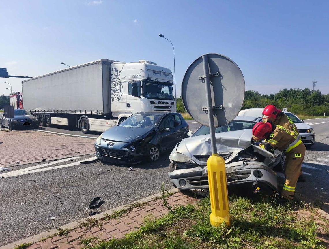 Dwie osoby trafiły do szpitala