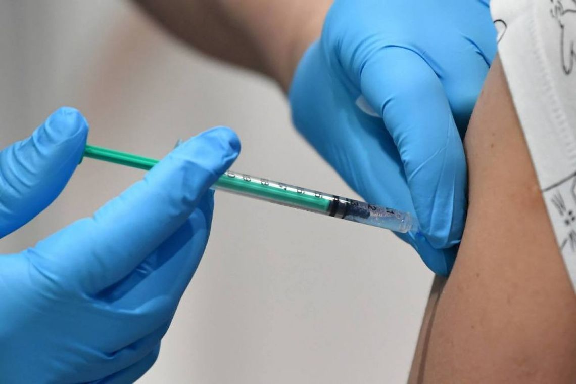 Dworczyk: w tym tygodniu wykonanych zostało 1,6 mln szczepień przeciwko COVID-19