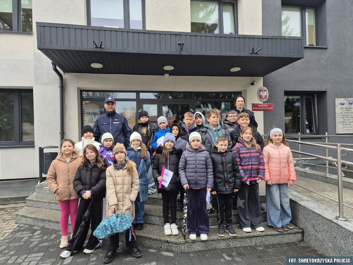 Dzieci poznawały pracę policjantów