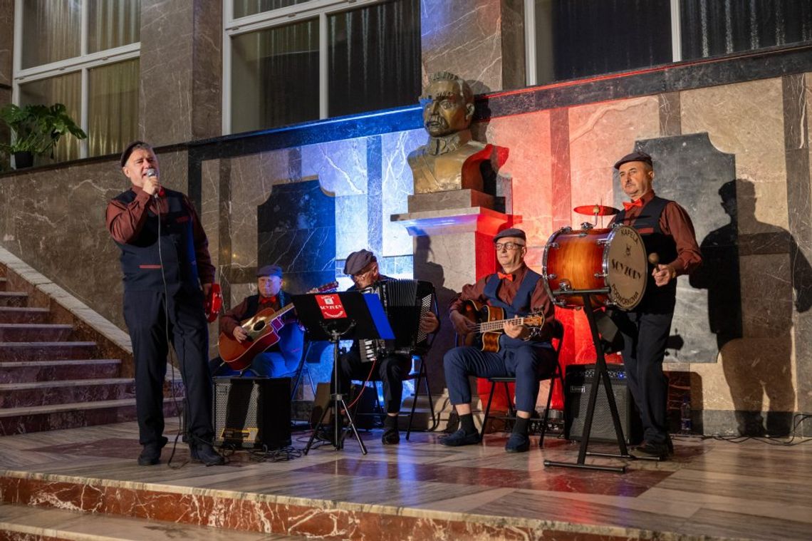 Dziewięć dekad kultury w jednym wieczorze – niezwykły koncert jubileuszowy WDK