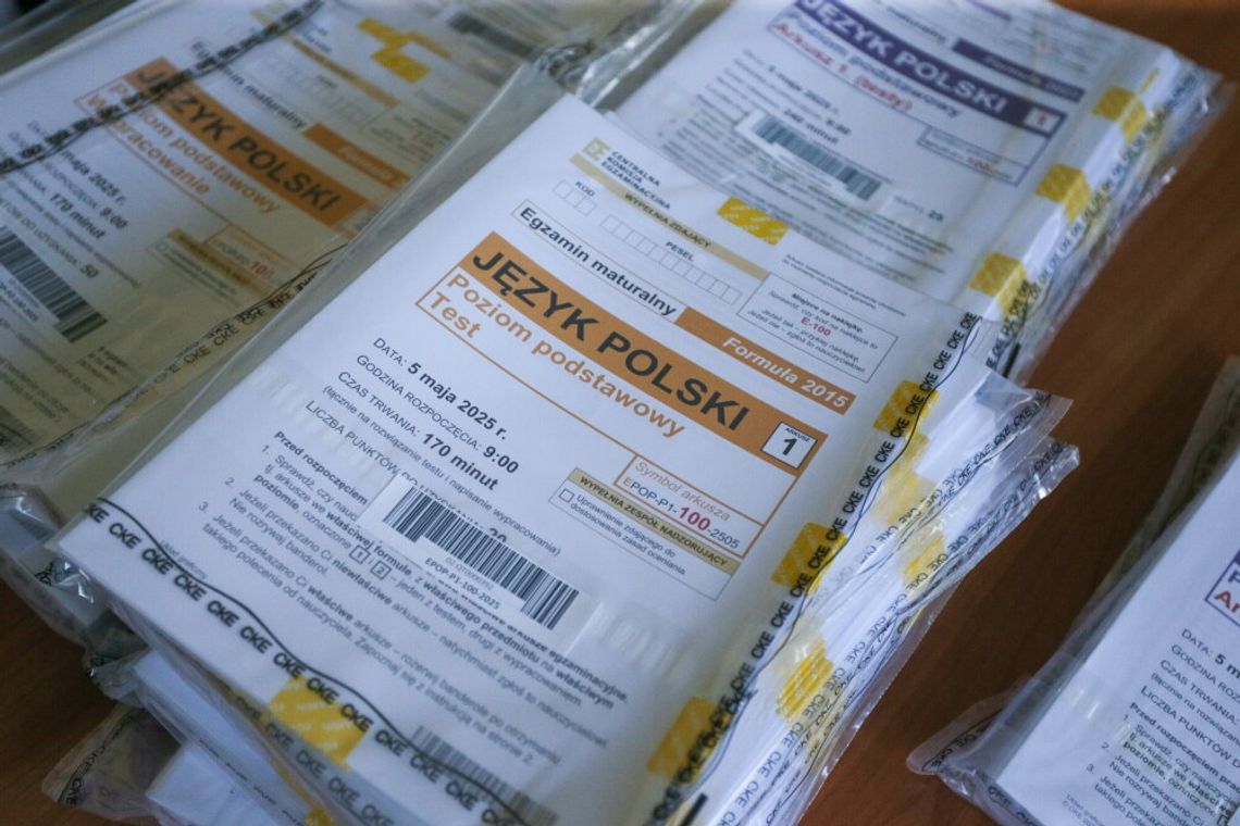Egzaminem pisemnym z języka polskiego rozpoczęły się tegoroczne matury