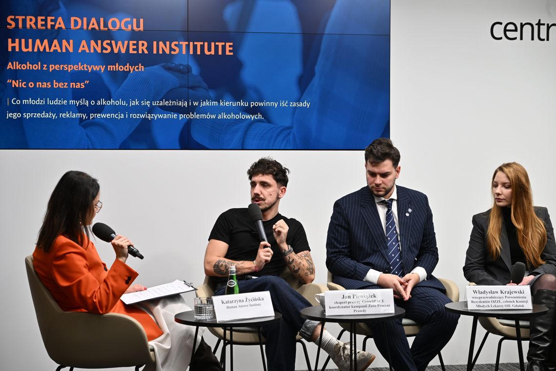 Eksperci i młodzi liderzy wzywają do całkowitego zakazu reklamy alkoholu w Polsce Eksperci i młodzi liderzy wzywają do całkowitego zakazu reklamy alkoholu w Polsce