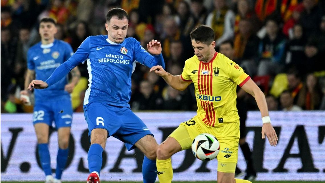 Ekstraklasa piłkarska - napastnik Korony Fornalczyk: coraz wyżej stawiamy sobie poprzeczkę
