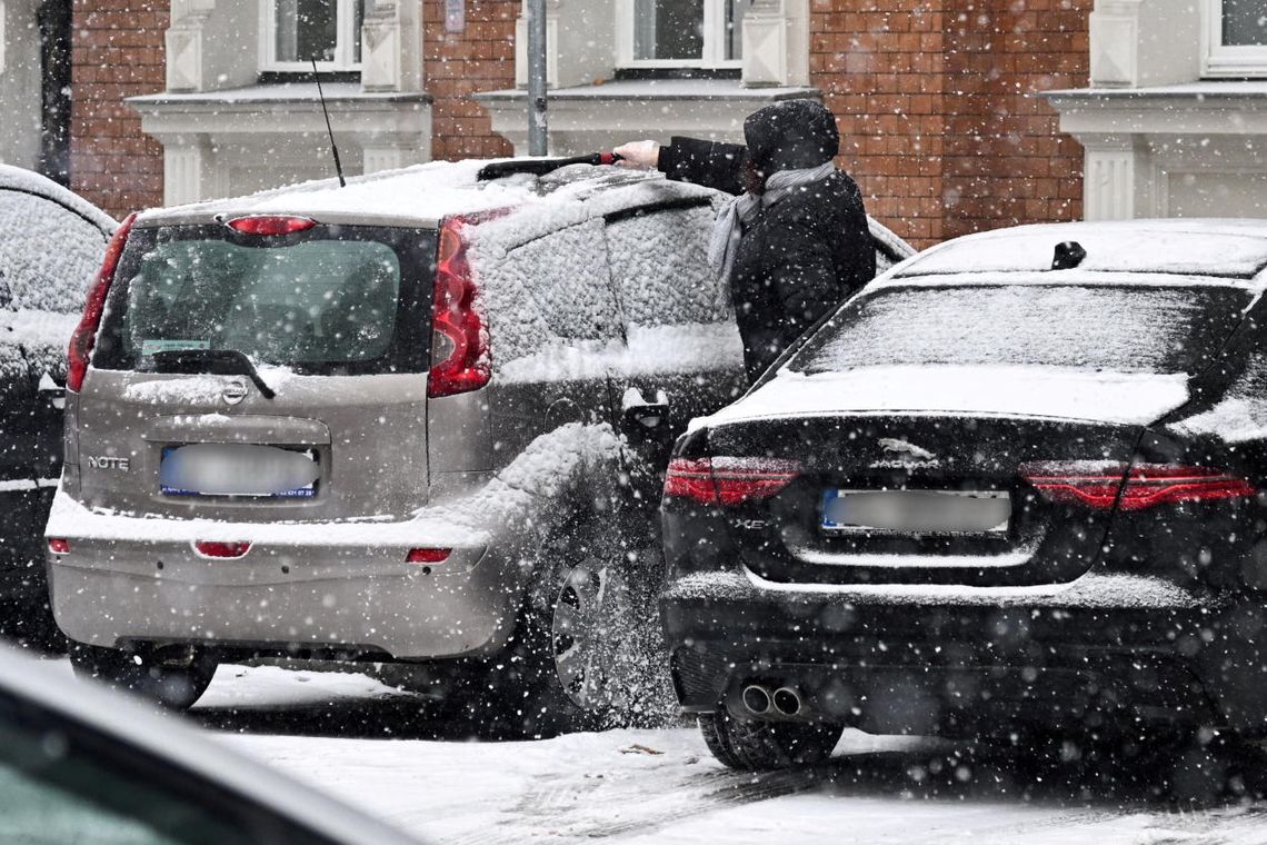 GDDKiA ostrzega przed opadami śniegu i śniegu z deszczem w całym kraju