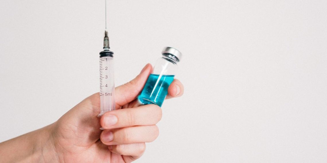 Gowin: akcja szczepień w firmach ruszy od połowy maja Gowin: akcja szczepień w firmach ruszy od połowy maja