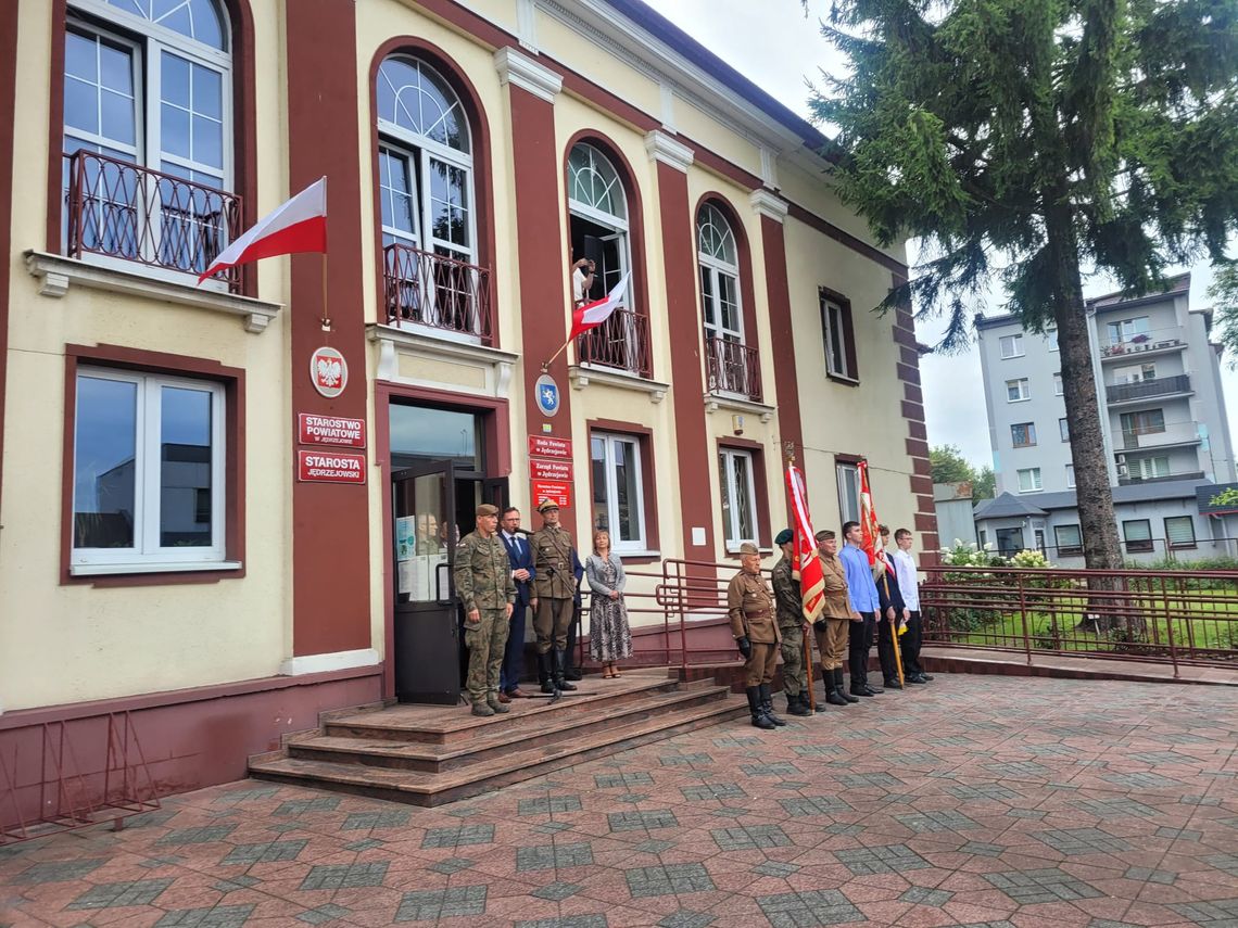 Kadrówka wyruszyła z Jędrzejowa szlakiem Marszałka Piłsudskiego