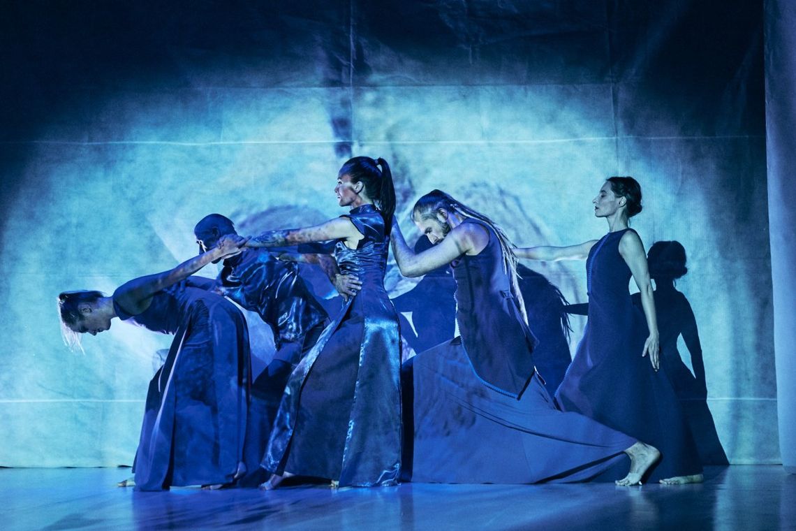 KTT zaprasza na transmisję online spektaklu Sopockiego Teatru Tańca "TAB' Nowy początek" KTT zaprasza na transmisję online spektaklu Sopockiego Teatru Tańca "TAB' Nowy początek"