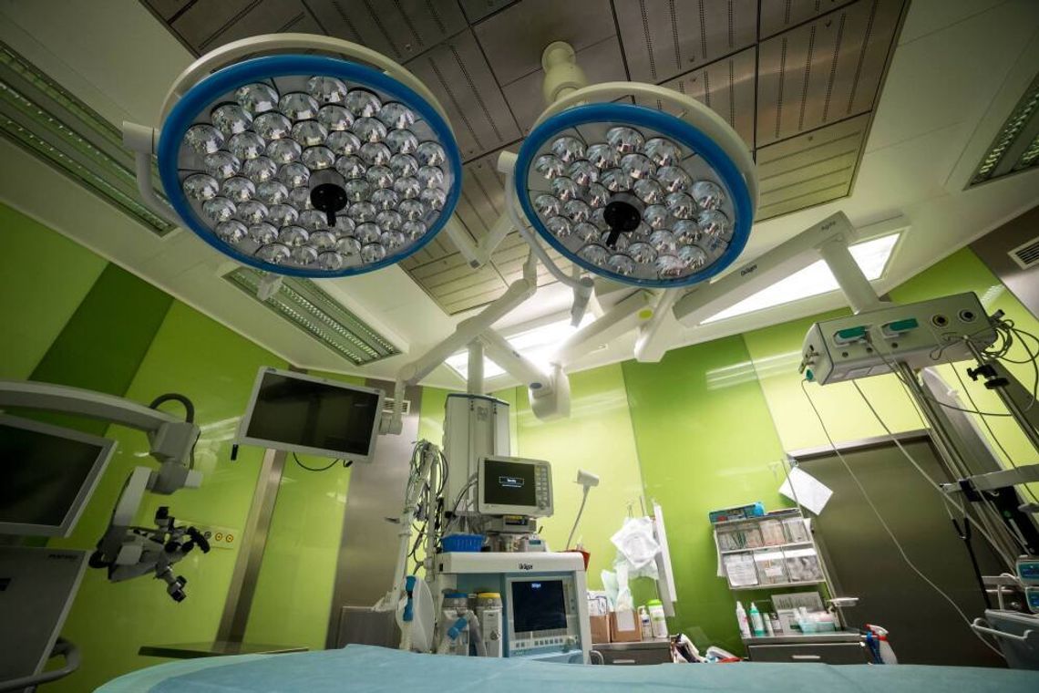 Lekarze usunęli ponad 11-kilogramowy guz macicy. Apelują o badania profilaktyczne Lekarze usunęli ponad 11-kilogramowy guz macicy. Apelują o badania profilaktyczne