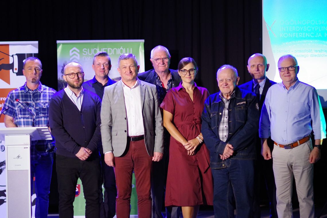 „Lepiszcze pamięci” - konferencja o architekturze i dziedzictwie w Suchedniowie