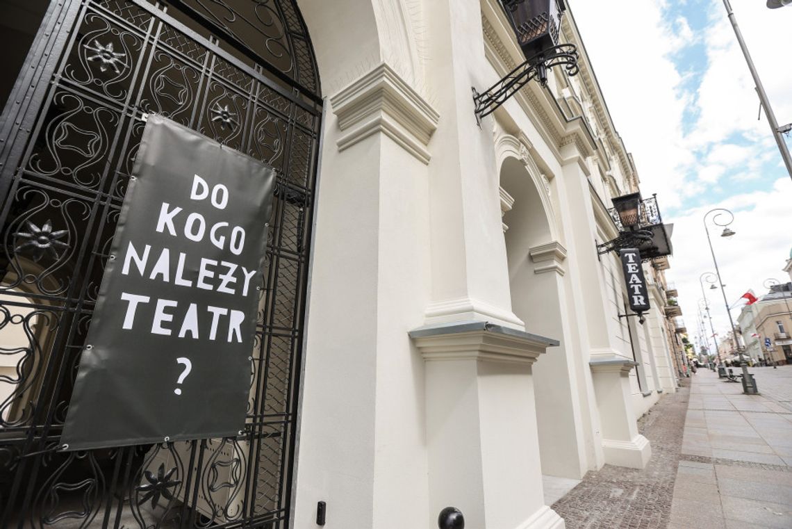 Ludzie teatru proszą o podpisywanie petycji