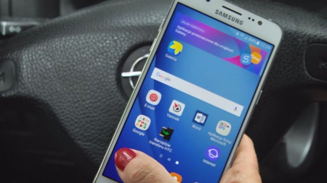 Media społecznościowe sprawiają, że wierzymy w fałsz o Covid-19