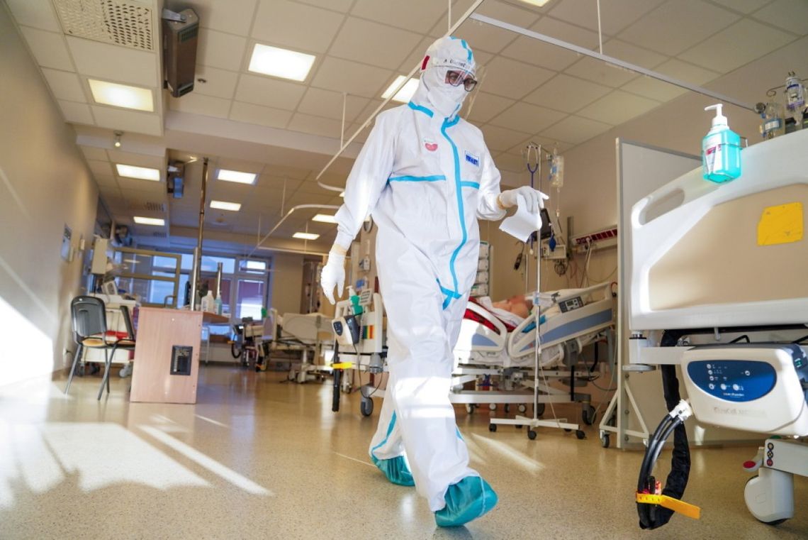 Ministerstwo Zdrowia: 21 130 nowe zakażenia koronawirusem, zmarły 682 osoby Ministerstwo Zdrowia: 21 130 nowe zakażenia koronawirusem, zmarły 682 osoby