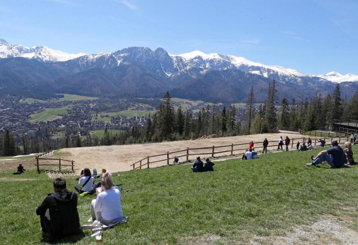 MRPiT: do tej pory wykorzystano 25 proc. środków z bonu turystycznego