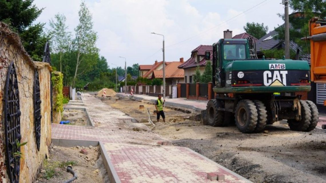 Na placu budowy: prace przy Bilskiego, Kanarkowej, Słowikowej i Ptasiej idą zgodnie z harmonogramem Na placu budowy: prace przy Bilskiego, Kanarkowej, Słowikowej i Ptasiej idą zgodnie z harmonogramem