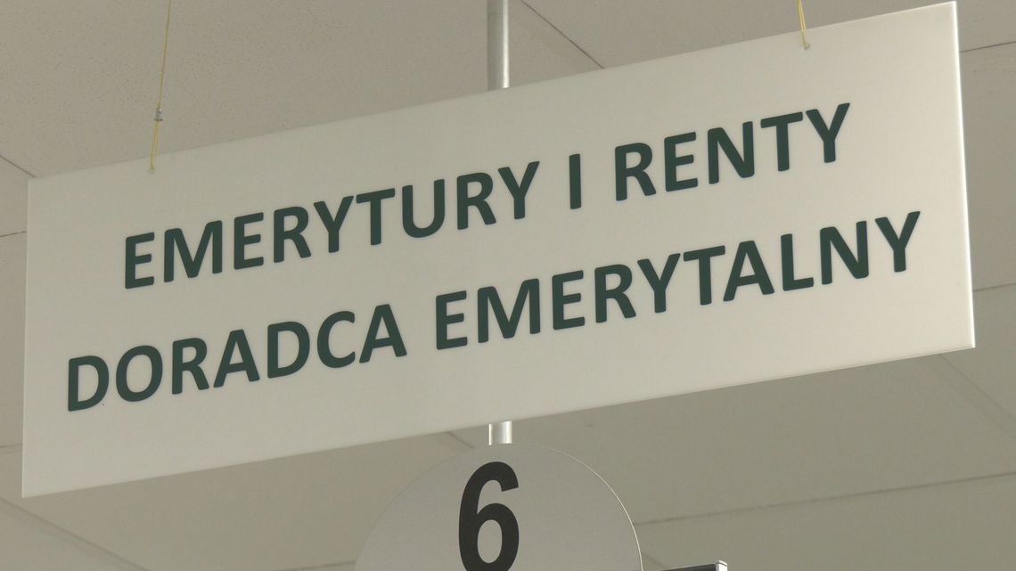 Najwyższa emerytura w Polsce wynosi 51,4 tys. zł; najniższa - 2 grosze