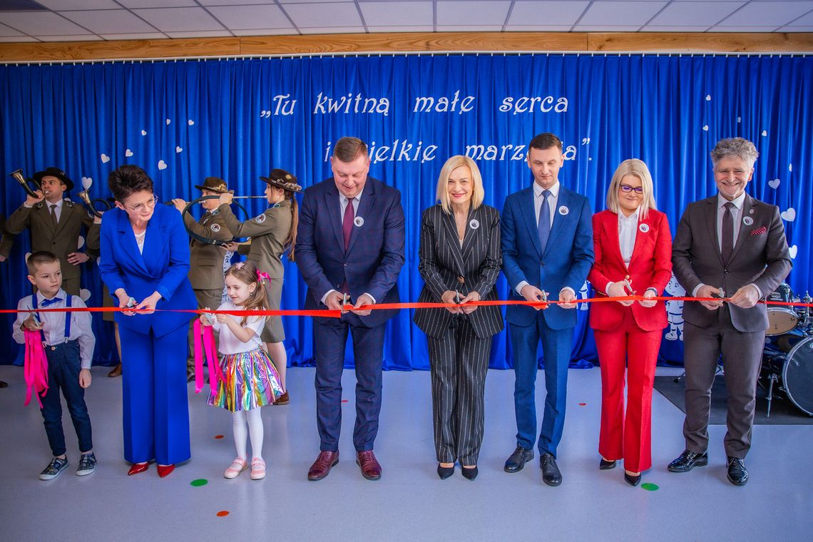 Nowoczesne przedszkole i żłobek otwarto w Oblęgorku