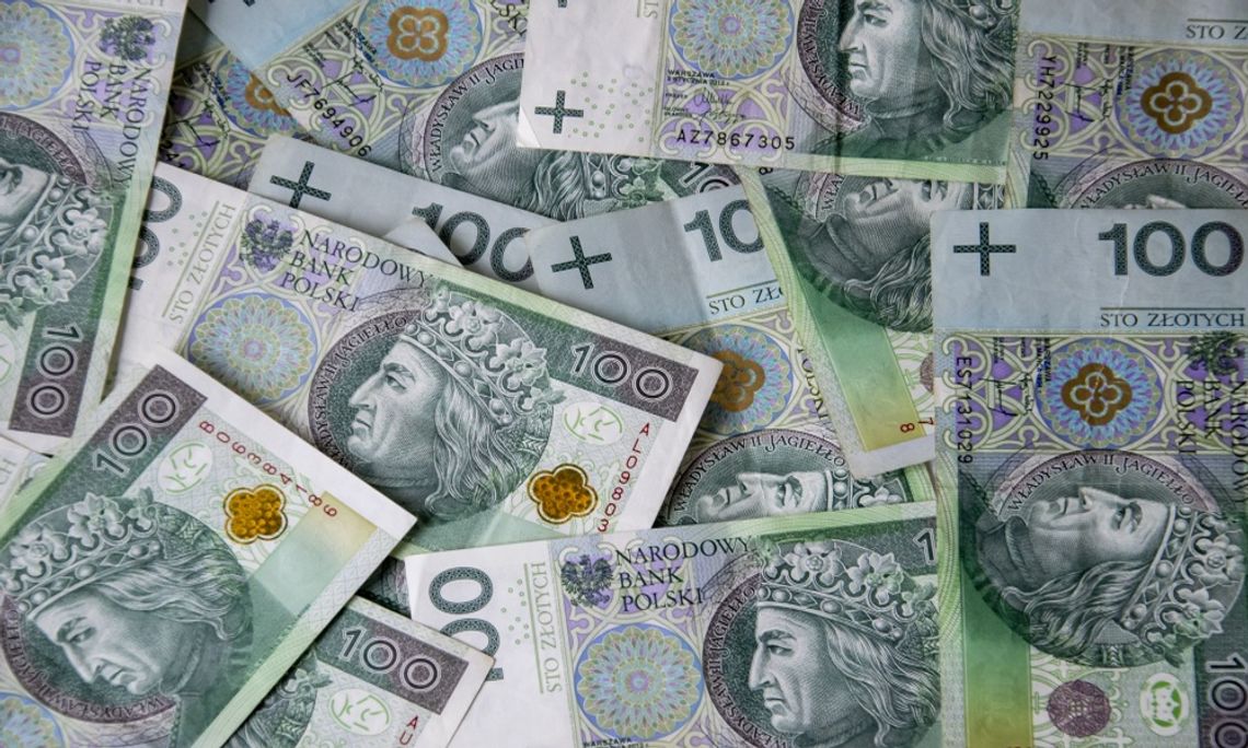 Od 1 stycznia 2027 r. minimalne wynagrodzenie za pracę wyniesie 4950 zł brutto Od 1 stycznia 2027 r. minimalne wynagrodzenie za pracę wyniesie 4950 zł brutto