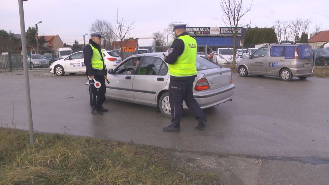 Pędził przez Jędrzejów 123 km/h Pędził przez Jędrzejów 123 km/h