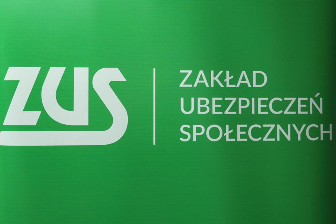 Pierwsi emeryci i renciści otrzymają czternastą emeryturę pod koniec sierpnia Pierwsi emeryci i renciści otrzymają czternastą emeryturę pod koniec sierpnia