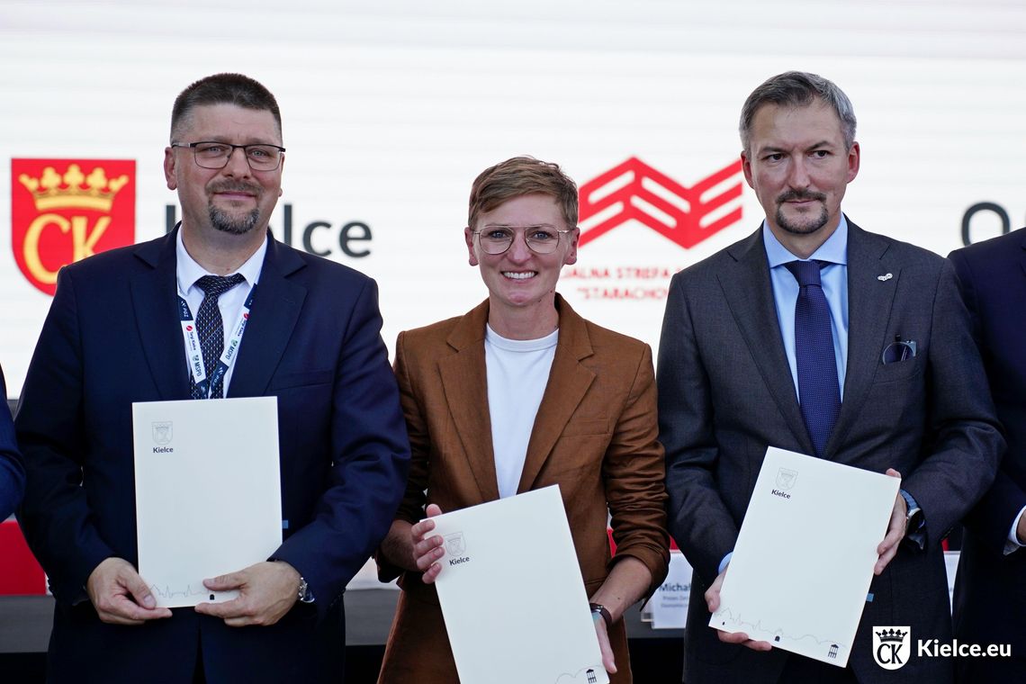Podpisano listy intencyjne w sprawie parku przemysłowego i terminala w Obicach Podpisano listy intencyjne w sprawie parku przemysłowego i terminala w Obicach