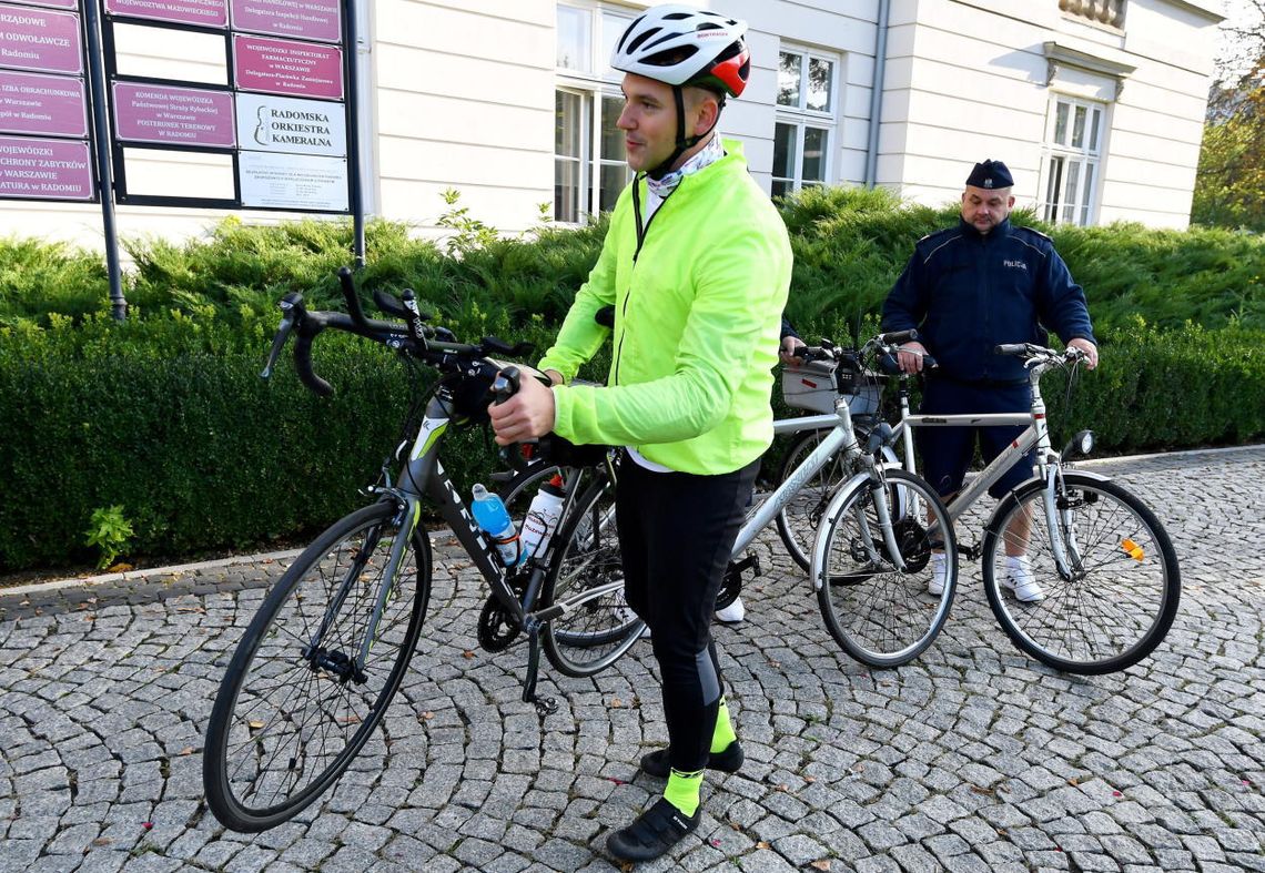 Policjant pokonał rowerem ponad 703 km, aby wesprzeć zbiórkę na leczenie 6-letniego Tymoteusza