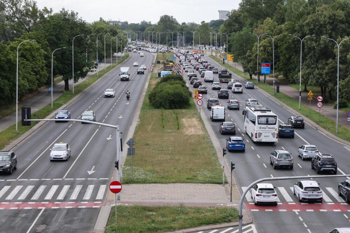 Polska szósta w UE pod względem liczby samochodów osobowych na 1 tys. osób