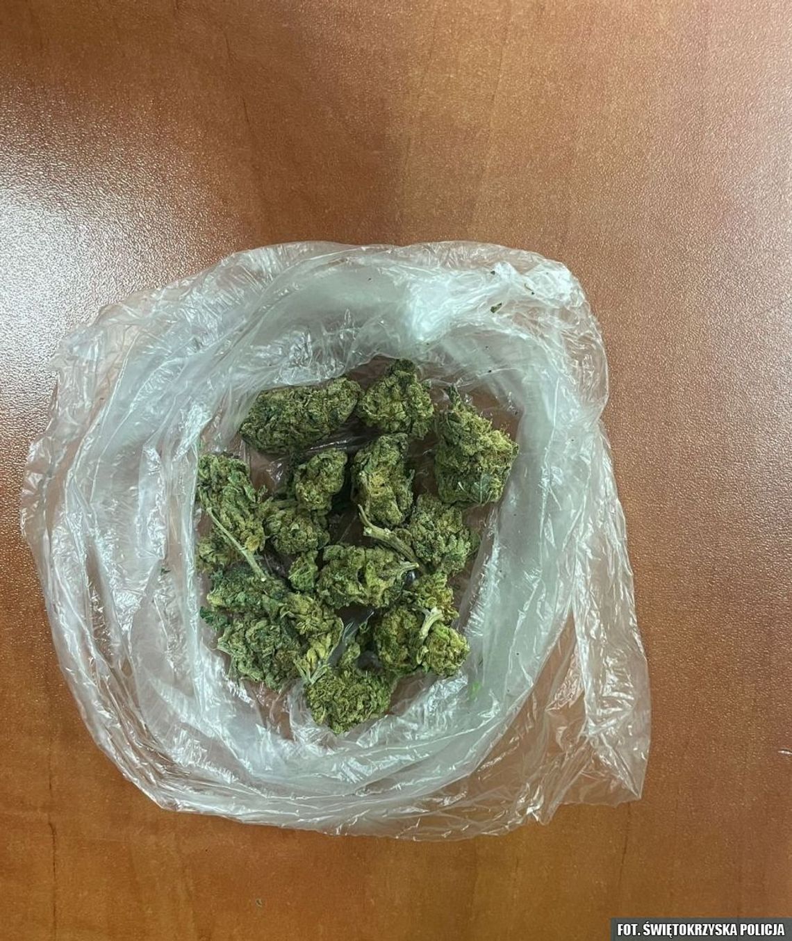 Posiadał narkotyki i był poszukiwany
