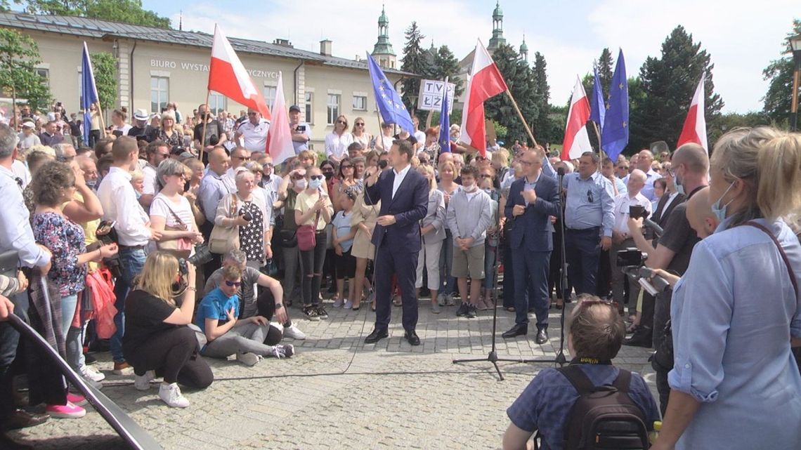 Pracownik jednej z kieleckich redakcji zakażony COVID-19? Miał być na spotkaniu z Rafałem Trzaskowskim w Kielcach
