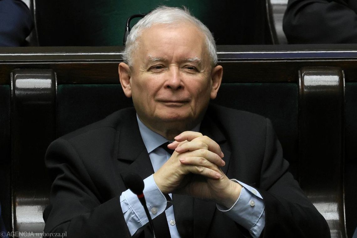 Prezes PiS: trzydziestu kilku posłów zrezygnowało z członkostwa w PiS Prezes PiS: trzydziestu kilku posłów zrezygnowało z członkostwa w PiS