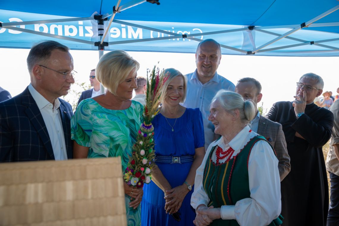 Prezydent odwiedził Kostomłoty Pierwsze