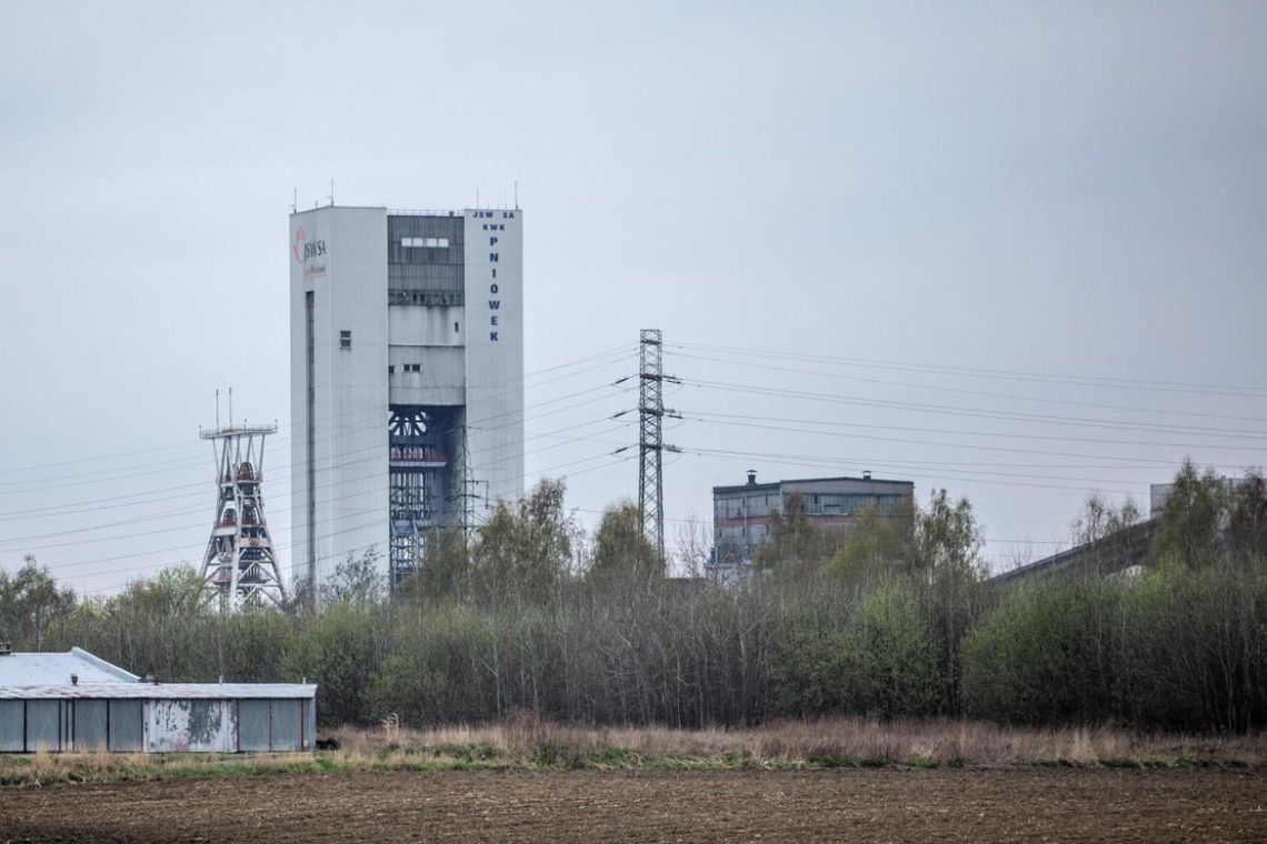 Ratownicy odnaleźli ciała pięciu z siedmiu górników zaginionych w kopalni Pniówek