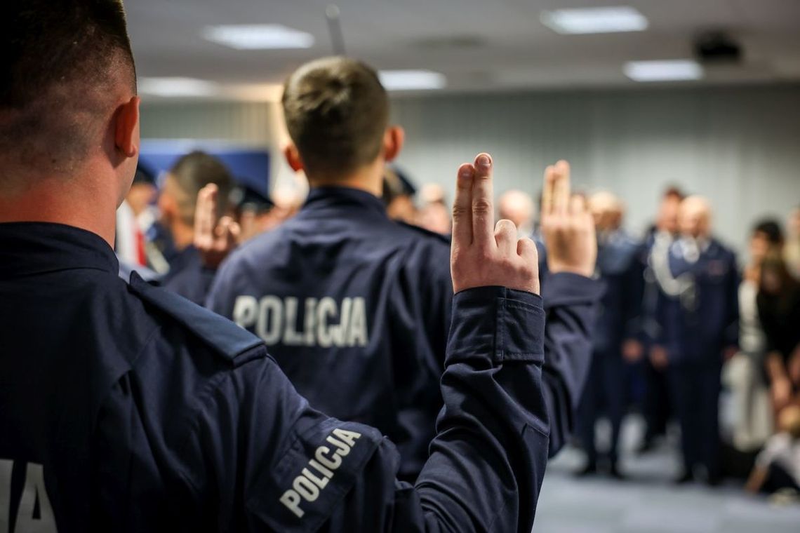 Są nowi policjanci w świętokrzyskim garnizonie