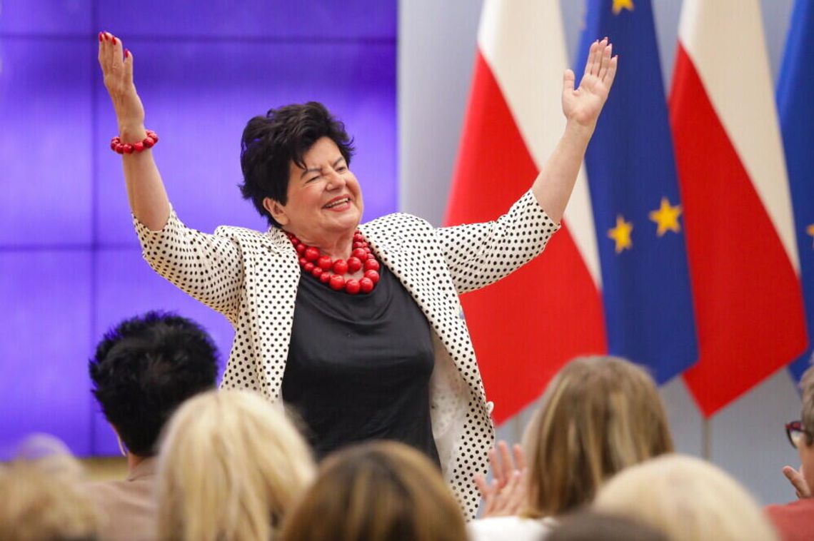 Senyszyn tworzy partię polityczną - Nową Falę Profesor Senyszyn. Wejście do Sejmu w 2027 r.