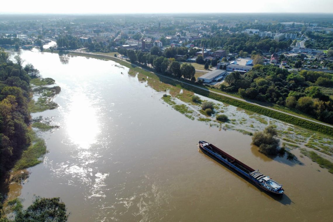 Stany alarmowe przekroczone na 31 stacjach hydrologicznych w dorzeczu Odry