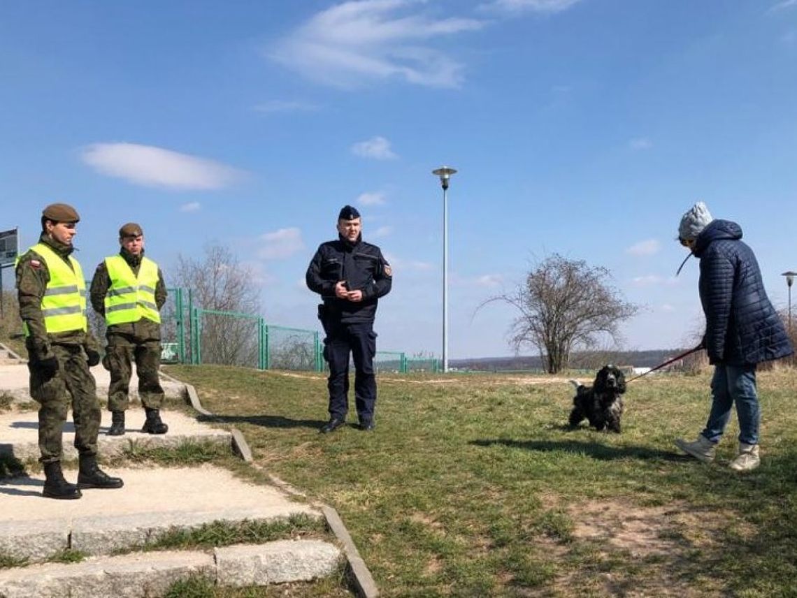 Świętokrzyscy Terytorialsi wspierają policjantów i przeprowadzają wspólne patrole