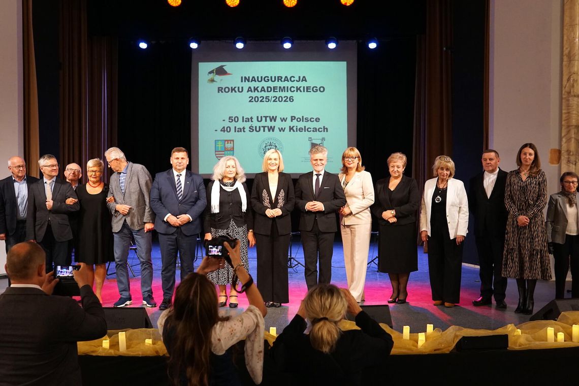 Świętokrzyski Uniwersytet Trzeciego Wieku zainaugurował nowy rok akademicki