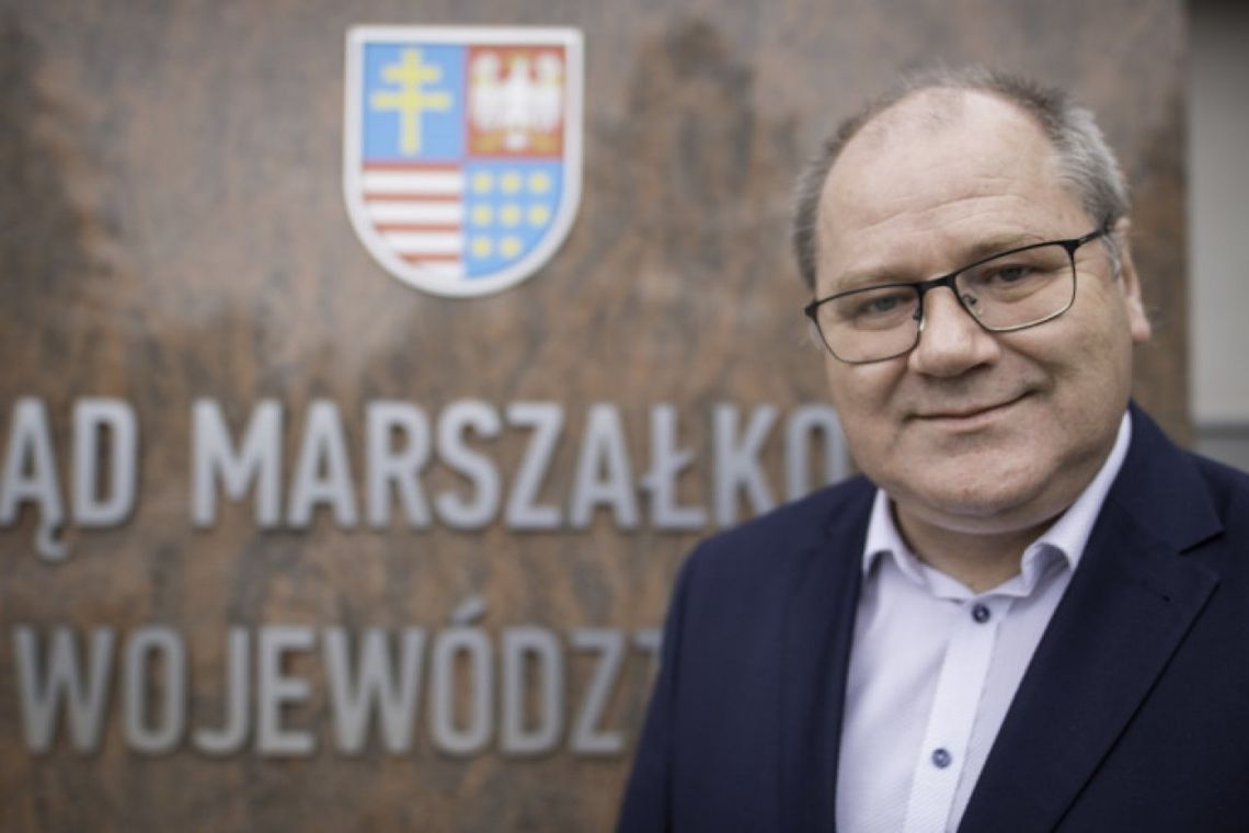 Tadeusz Sikora pokieruje Muzeum Wsi Kieleckiej