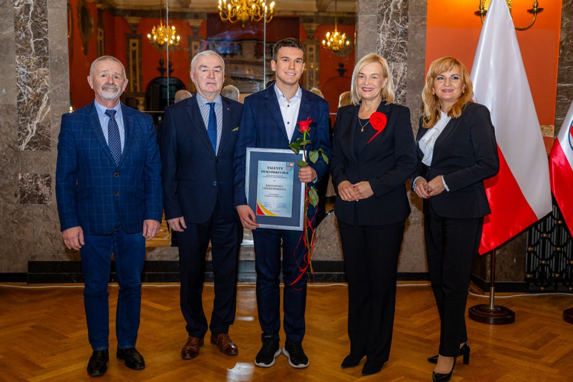 Talenty Świętokrzyskie 2025! Po raz 26. nagradzamy stypendiami najzdolniejszych uczniów i studentów