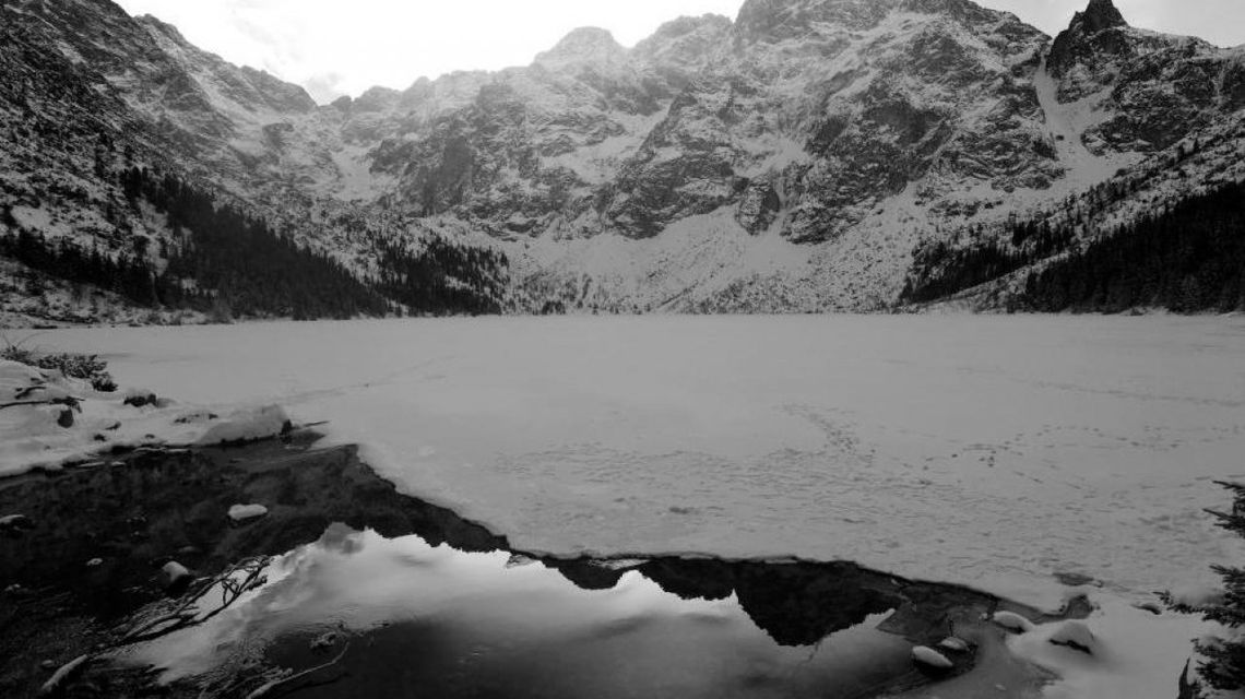 Tatry: do Morskiego Oka zeszła potężna lawina śnieżna