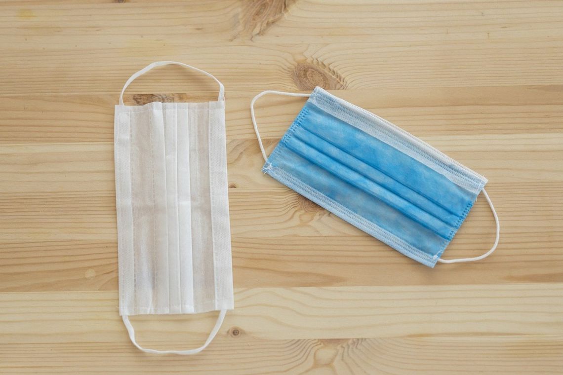 Teatr rozdaje maseczki Teatr rozdaje maseczki