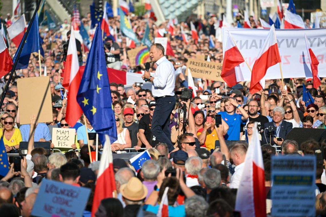 Tusk: dzisiaj władza to są seryjni zabójcy kobiet; chcemy żyć w kraju, gdzie nie trzeba być herosem, by ratować życie kobiety