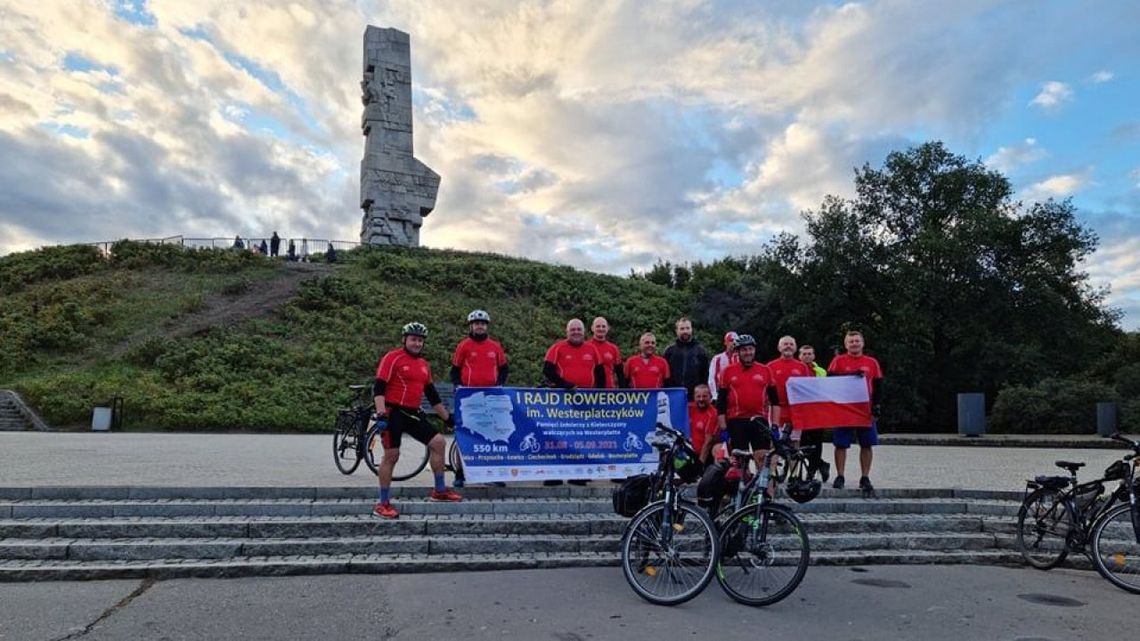 Uczestnicy I Rajdu Rowerowego im. Westerplatczyków dotarli na miejsce