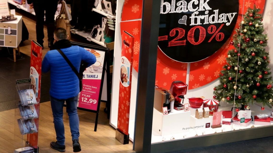 UOKiK radzi na co zwrócić uwagę podczas Black Friday