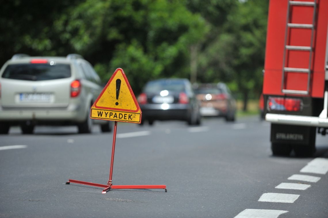 W czasie majówki doszło do ponad 300 wypadków; zginęło 19 osób, a 383 zostały ranne