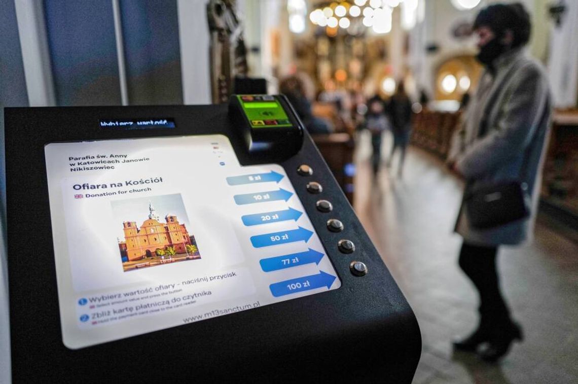 W kościołach coraz popularniejsze są ofiaromaty W kościołach coraz popularniejsze są ofiaromaty