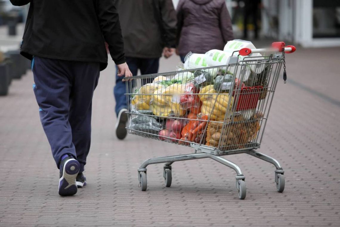 W kwietniu średni wzrost cen w sklepach wyniósł prawie 22 proc. 